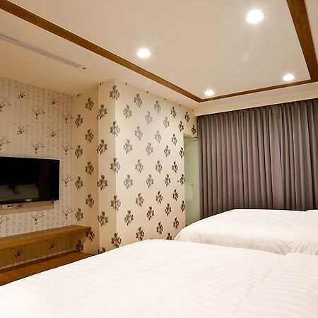 Flower Style B&B Donggang Extérieur photo